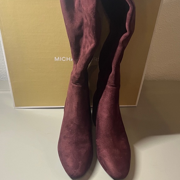 Michael Kors boots - Burgundy Heeled Boots - Picture 2 of 7